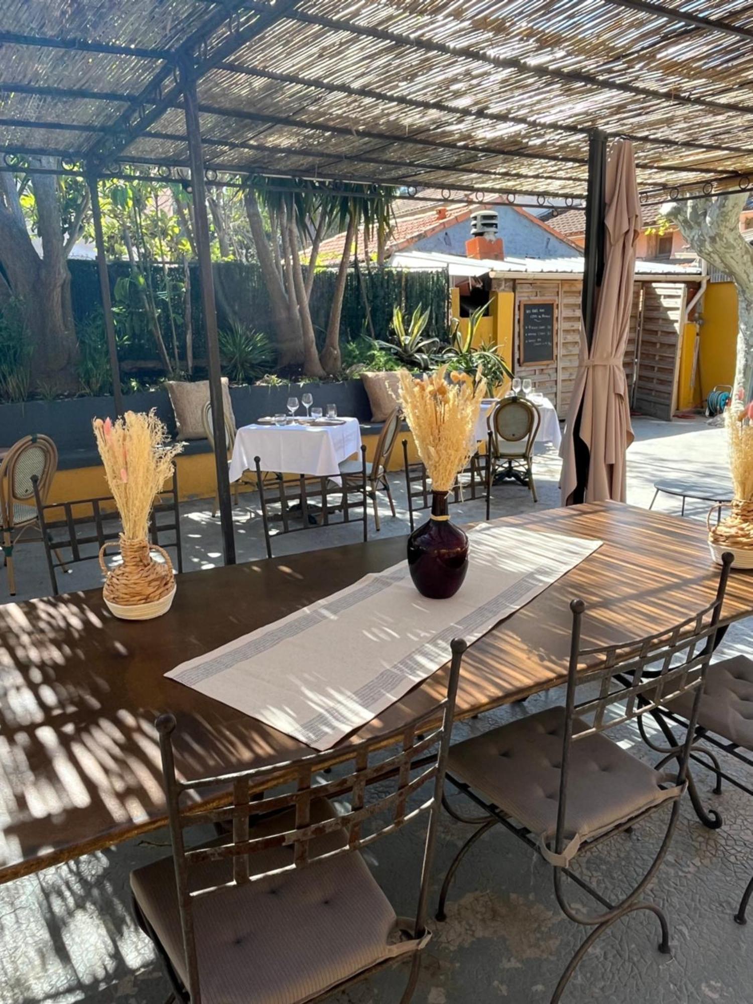 Sainte Marguerite Couette-café 3*